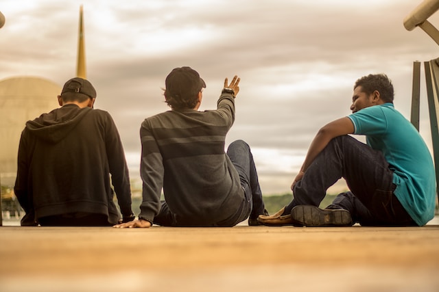 Diverse cultures is one of the mobile app development challenges in Malaysia.