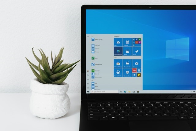 User interface is one of the most discussed factors in the debate of windows vs mac os.